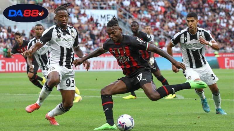 Soi kèo bóng đá Udinese vs Milan, 01h45 ngày 21/9, sắc màu mới mẻ 1 Thông tin lực lượng Udinese vs Milan mới nhất